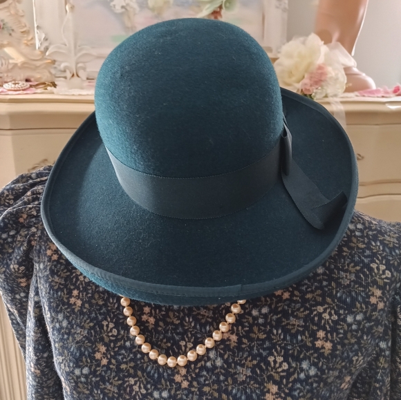 Elegant Vintage \